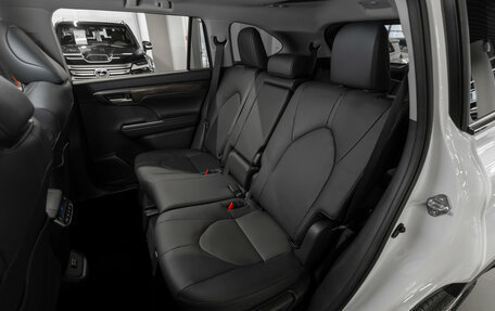 Toyota Highlander, 2025 год, 5 450 000 рублей, 13 фотография