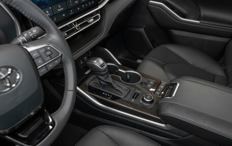 Toyota Highlander, 2025 год, 5 450 000 рублей, 16 фотография