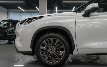 Toyota Highlander, 2025 год, 5 450 000 рублей, 29 фотография