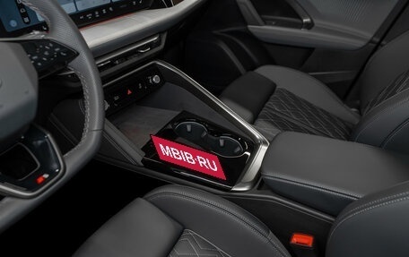 Audi Q5, 2025 год, 7 100 000 рублей, 15 фотография