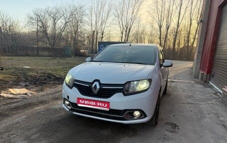 Renault Logan II, 2014 год, 455 555 рублей, 1 фотография