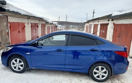 Hyundai Solaris II рестайлинг, 2011 год, 790 000 рублей, 1 фотография