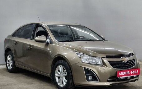 Chevrolet Cruze II, 2013 год, 663 000 рублей, 3 фотография