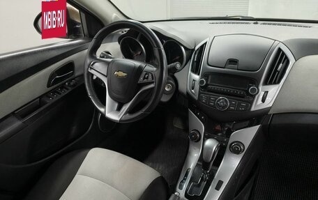 Chevrolet Cruze II, 2013 год, 663 000 рублей, 10 фотография