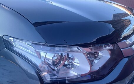 Mitsubishi Outlander III рестайлинг 3, 2014 год, 1 615 000 рублей, 20 фотография