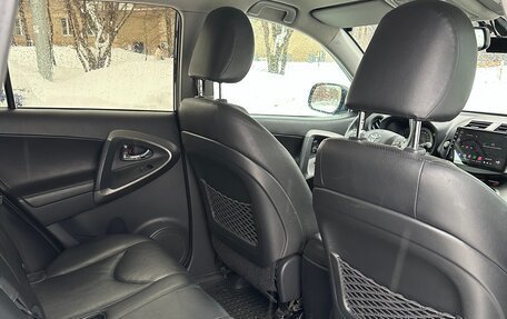 Toyota RAV4, 2011 год, 1 800 000 рублей, 18 фотография