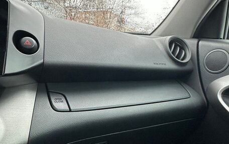 Toyota RAV4, 2011 год, 1 800 000 рублей, 21 фотография