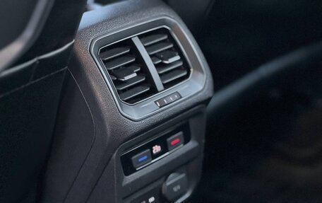 Volkswagen Tiguan II, 2020 год, 2 449 000 рублей, 13 фотография