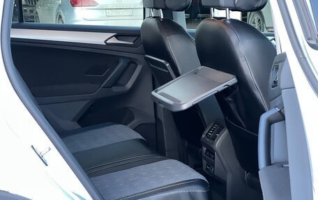 Volkswagen Tiguan II, 2020 год, 2 449 000 рублей, 15 фотография