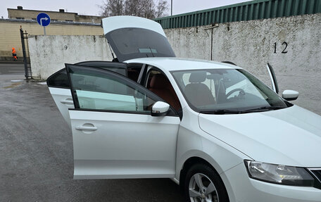 Skoda Rapid I, 2018 год, 1 350 000 рублей, 2 фотография