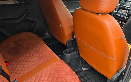 Skoda Rapid I, 2018 год, 1 350 000 рублей, 17 фотография