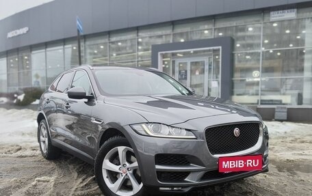 Jaguar F-Pace, 2016 год, 2 490 000 рублей, 3 фотография