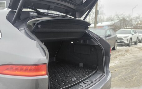 Jaguar F-Pace, 2016 год, 2 490 000 рублей, 13 фотография