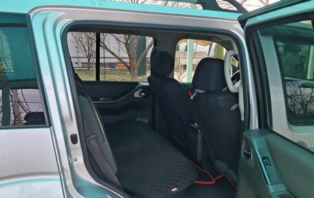 Nissan Pathfinder, 2011 год, 1 600 000 рублей, 4 фотография