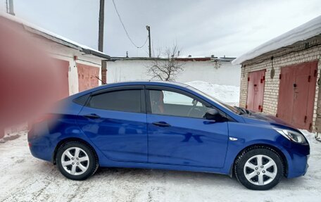 Hyundai Solaris II рестайлинг, 2011 год, 790 000 рублей, 2 фотография