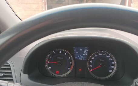 Hyundai Solaris II рестайлинг, 2011 год, 790 000 рублей, 13 фотография