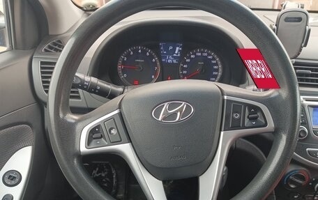 Hyundai Solaris II рестайлинг, 2011 год, 790 000 рублей, 10 фотография