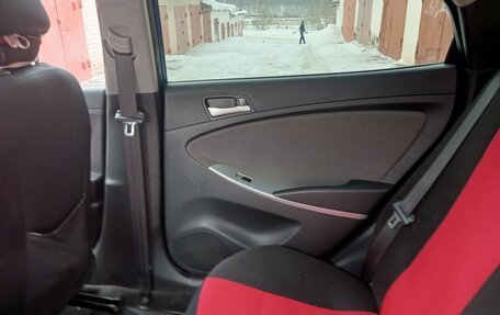 Hyundai Solaris II рестайлинг, 2011 год, 790 000 рублей, 20 фотография