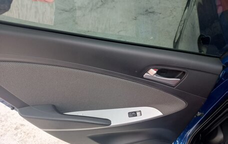 Hyundai Solaris II рестайлинг, 2011 год, 790 000 рублей, 21 фотография