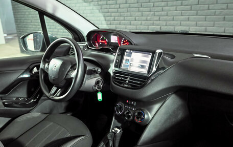 Peugeot 208 II, 2012 год, 750 000 рублей, 15 фотография