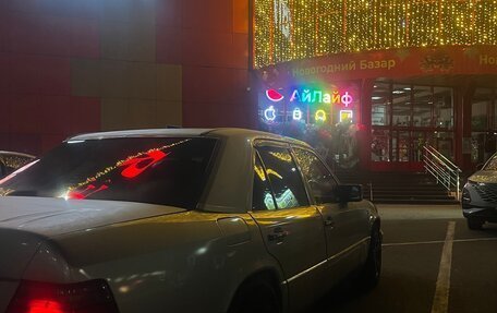 Mercedes-Benz E-Класс, 1993 год, 525 000 рублей, 10 фотография