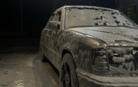 Mercedes-Benz E-Класс, 1993 год, 525 000 рублей, 11 фотография