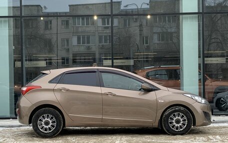Hyundai i30 II рестайлинг, 2014 год, 827 000 рублей, 4 фотография