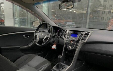 Hyundai i30 II рестайлинг, 2014 год, 827 000 рублей, 10 фотография