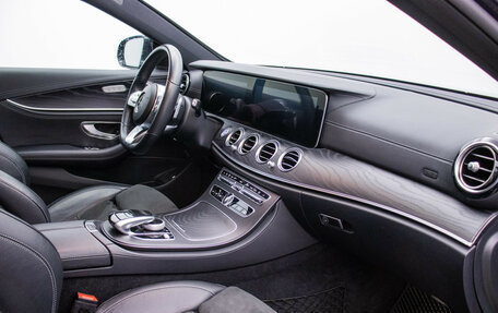 Mercedes-Benz E-Класс, 2020 год, 4 020 000 рублей, 9 фотография