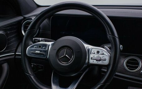 Mercedes-Benz E-Класс, 2020 год, 4 020 000 рублей, 15 фотография