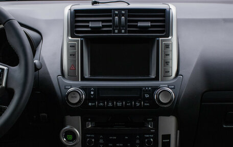 Toyota Land Cruiser Prado 150 рестайлинг 2, 2013 год, 2 950 000 рублей, 14 фотография