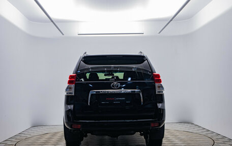 Toyota Land Cruiser Prado 150 рестайлинг 2, 2013 год, 2 950 000 рублей, 6 фотография