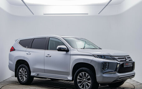 Mitsubishi Pajero Sport III рестайлинг, 2020 год, 4 050 000 рублей, 3 фотография