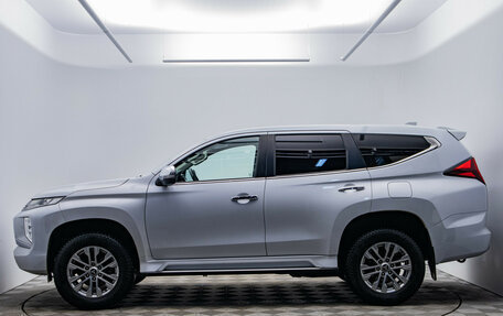 Mitsubishi Pajero Sport III рестайлинг, 2020 год, 4 050 000 рублей, 8 фотография