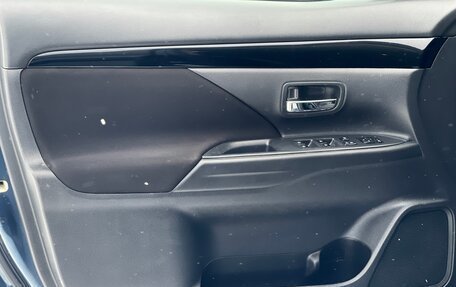 Mitsubishi Outlander III рестайлинг 3, 2021 год, 2 349 000 рублей, 17 фотография