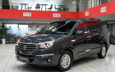 SsangYong Korando Turismo, 2013 год, 1 450 000 рублей, 5 фотография