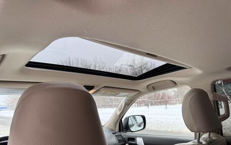 Toyota Land Cruiser Prado 150 рестайлинг 2, 2021 год, 5 895 000 рублей, 20 фотография