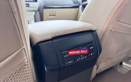 Toyota Land Cruiser Prado 150 рестайлинг 2, 2021 год, 5 895 000 рублей, 24 фотография