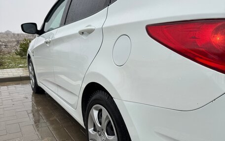 Hyundai Solaris II рестайлинг, 2011 год, 680 000 рублей, 4 фотография