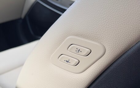 KIA K7, 2016 год, 2 275 000 рублей, 22 фотография