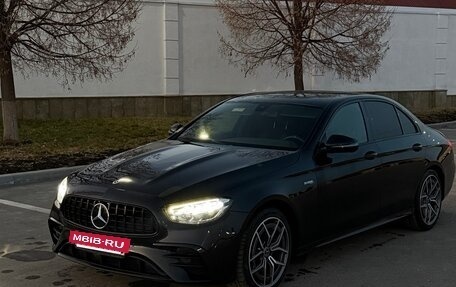 Mercedes-Benz E-Класс, 2020 год, 3 599 999 рублей, 2 фотография
