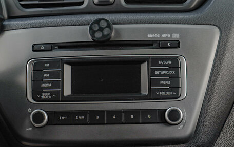 KIA Rio III рестайлинг, 2015 год, 929 000 рублей, 15 фотография