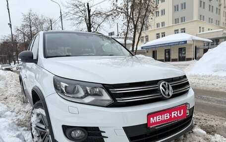 Volkswagen Tiguan I, 2016 год, 2 100 000 рублей, 1 фотография