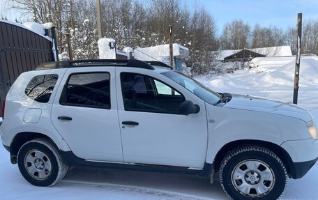 Renault Duster I рестайлинг, 2014 год, 691 000 рублей, 3 фотография