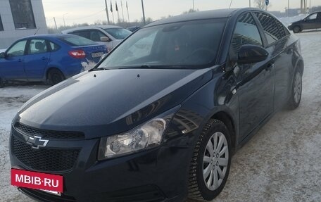 Chevrolet Cruze II, 2011 год, 535 000 рублей, 4 фотография