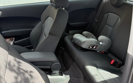 Audi A1, 2011 год, 1 070 000 рублей, 4 фотография