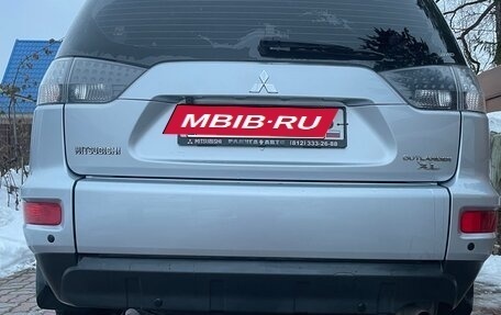 Mitsubishi Outlander III рестайлинг 3, 2010 год, 1 350 000 рублей, 3 фотография