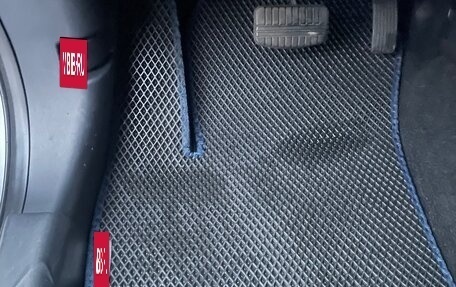 Mitsubishi Outlander III рестайлинг 3, 2010 год, 1 350 000 рублей, 10 фотография