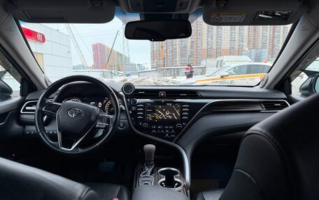 Toyota Camry, 2020 год, 3 690 000 рублей, 8 фотография