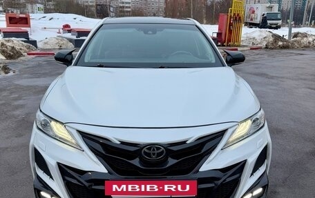 Toyota Camry, 2020 год, 3 690 000 рублей, 6 фотография